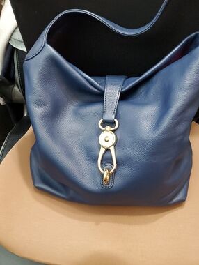 Dooney Belvedere Pebble Leather Blue Shoulder Bag with Gold Hardware